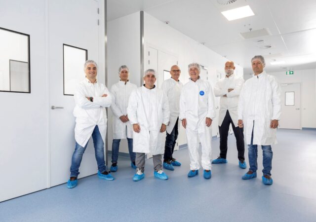 Owen van Dongen – Bastiaan van Ippel – Kees Maas – John Berens – Jan Rietsema – Frank Roovers – Marco Dekker 2628